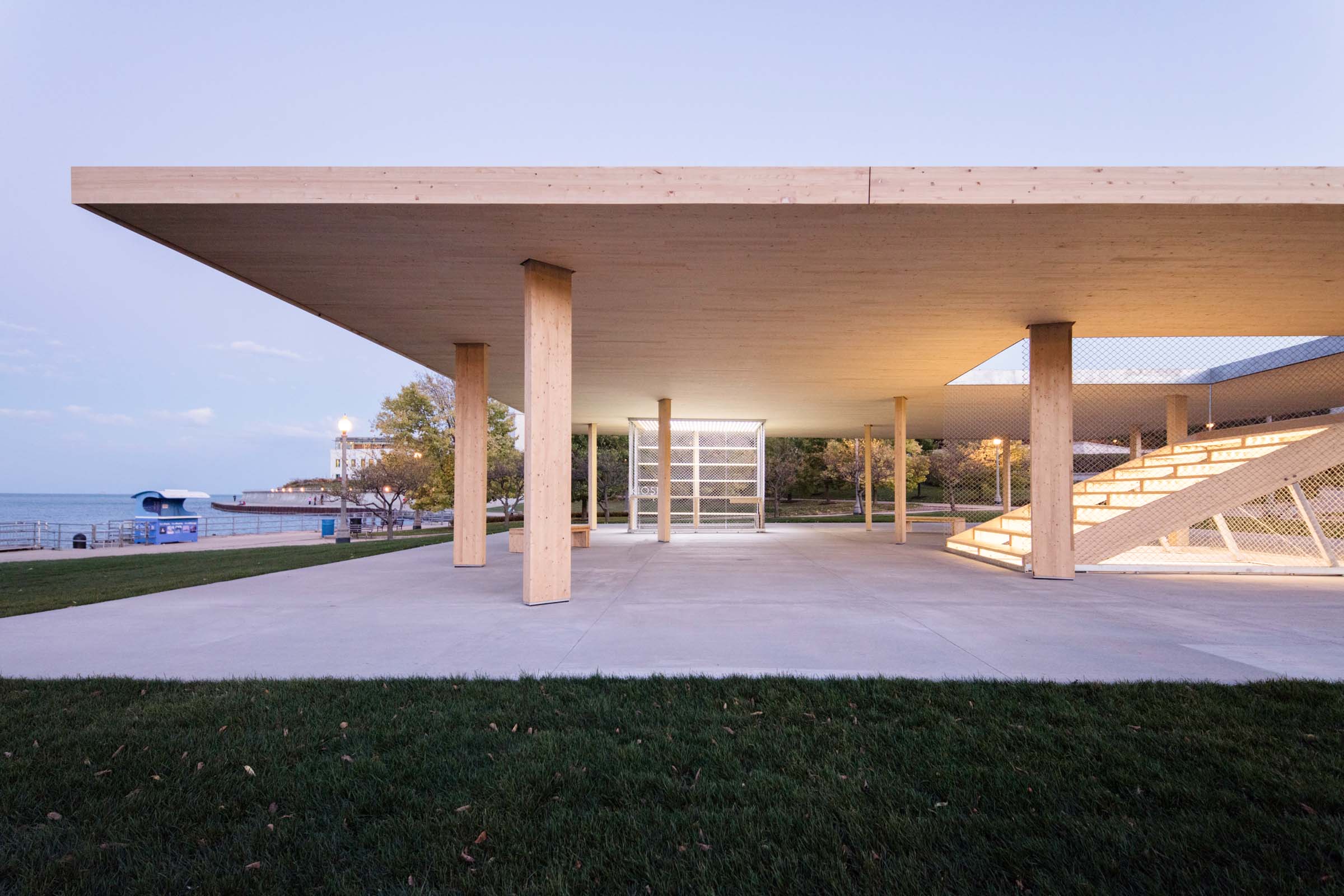 Photo by Naho Kubota